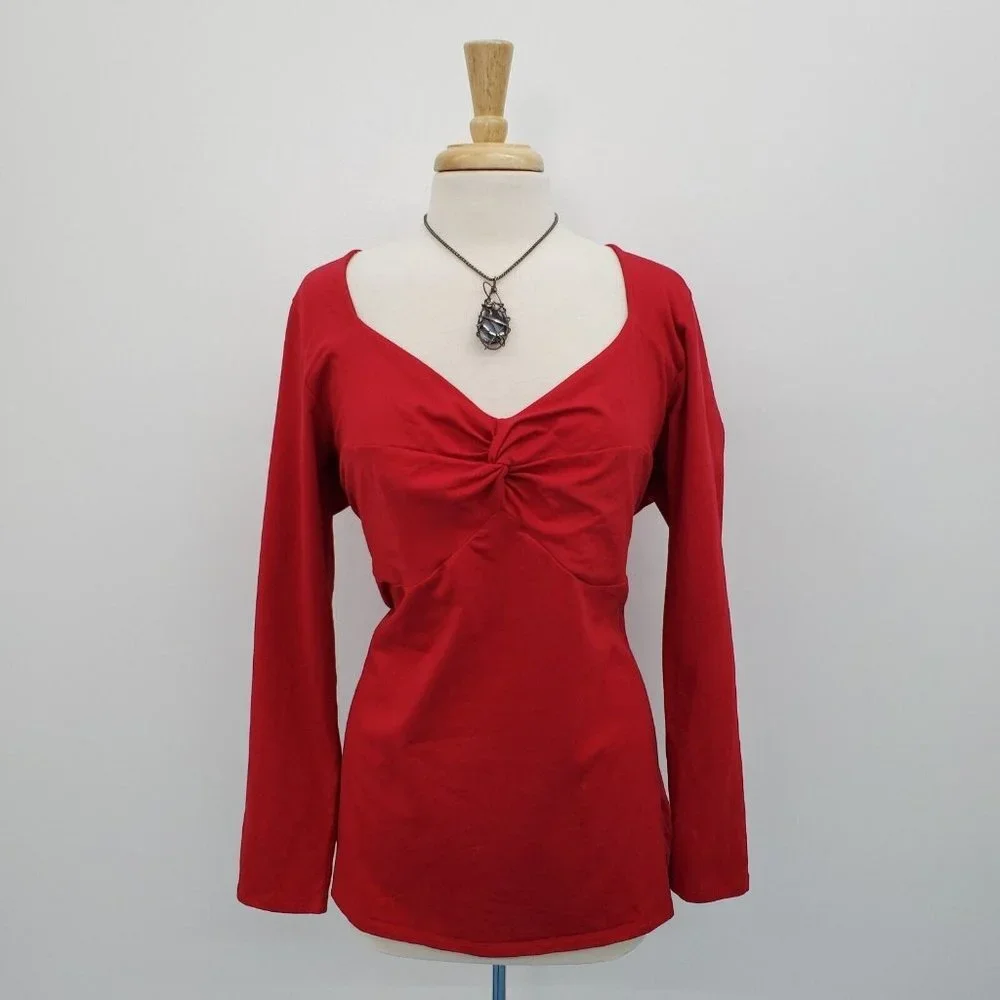 Torrid Womens Red Foxy Sweetheart Twist Top Blouse Plus Size 3 Long‎ Sleeve